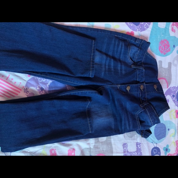 Overall - Picture 3 of 5